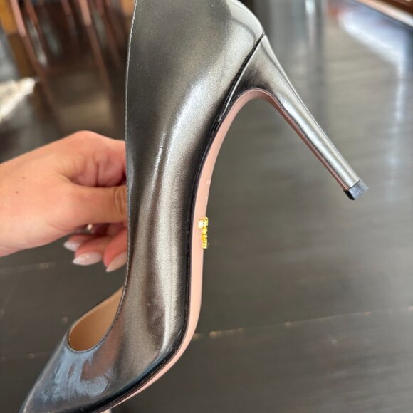 Prada Pewter Metallic Leather Pointed Toe Pumps – Size 37.5 (BRAND NEW) - Picture 7 of 16